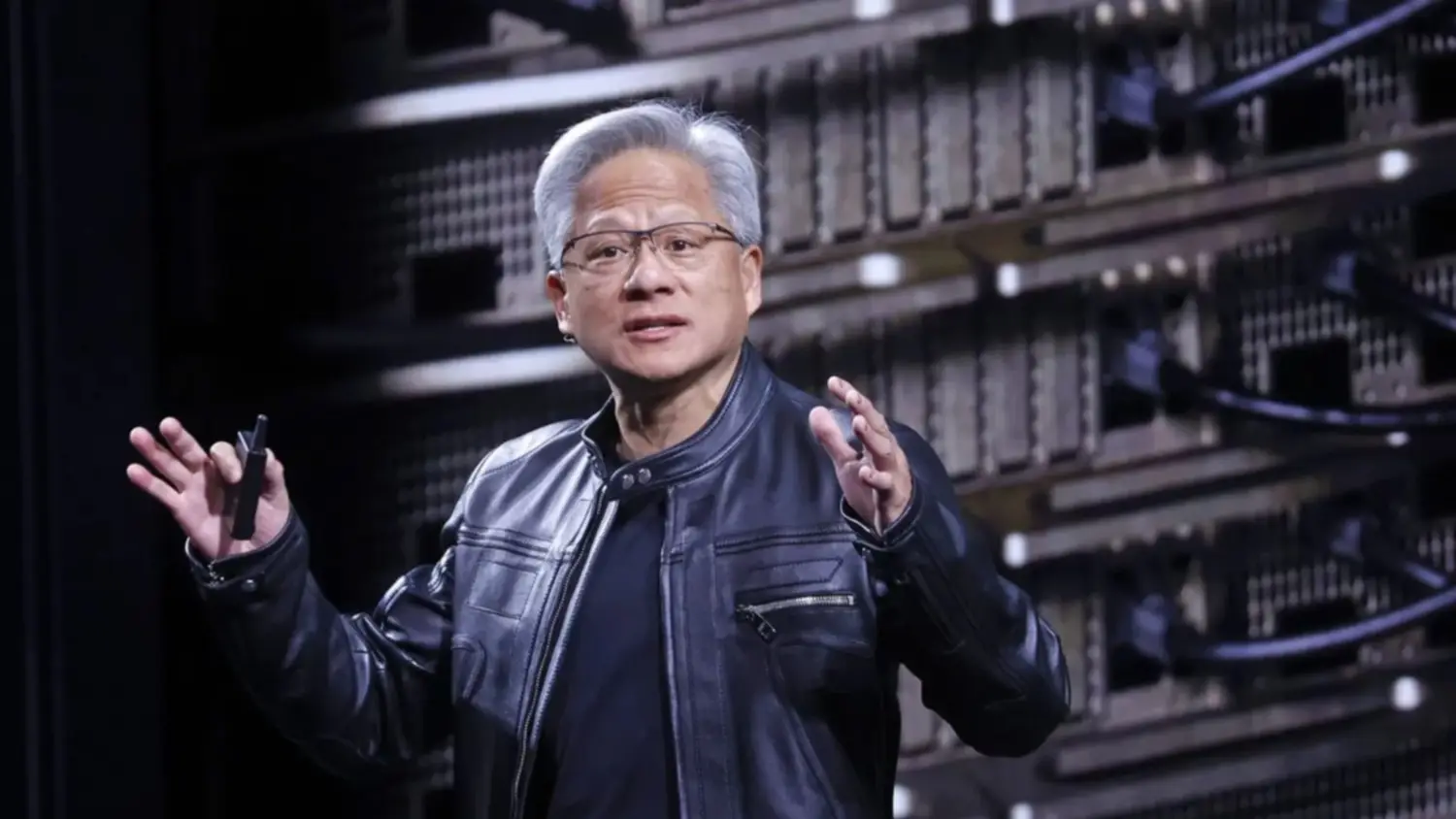 Jensen Huang, CEO de Nvidia, afirmó que el 65% del PBI mundial será "aumentado" por la IA
